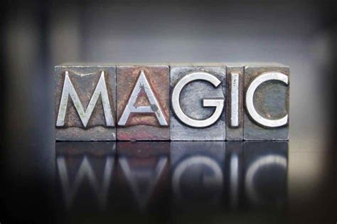 The Science Behind Clean Corporate Magic: How Magicians Use Psychology to Amaze Audiences